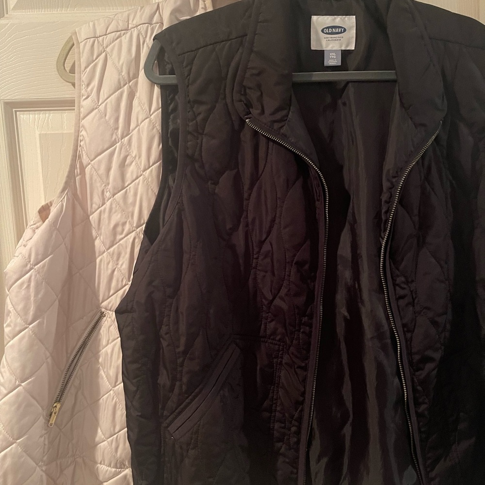 Old Navy Women's Quilted Vests set of 2